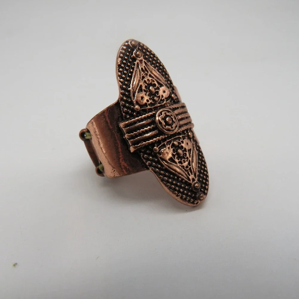 Antique Copper Tone Boho Shield Stretch Ring Size 7 Floral Beaded Statement
